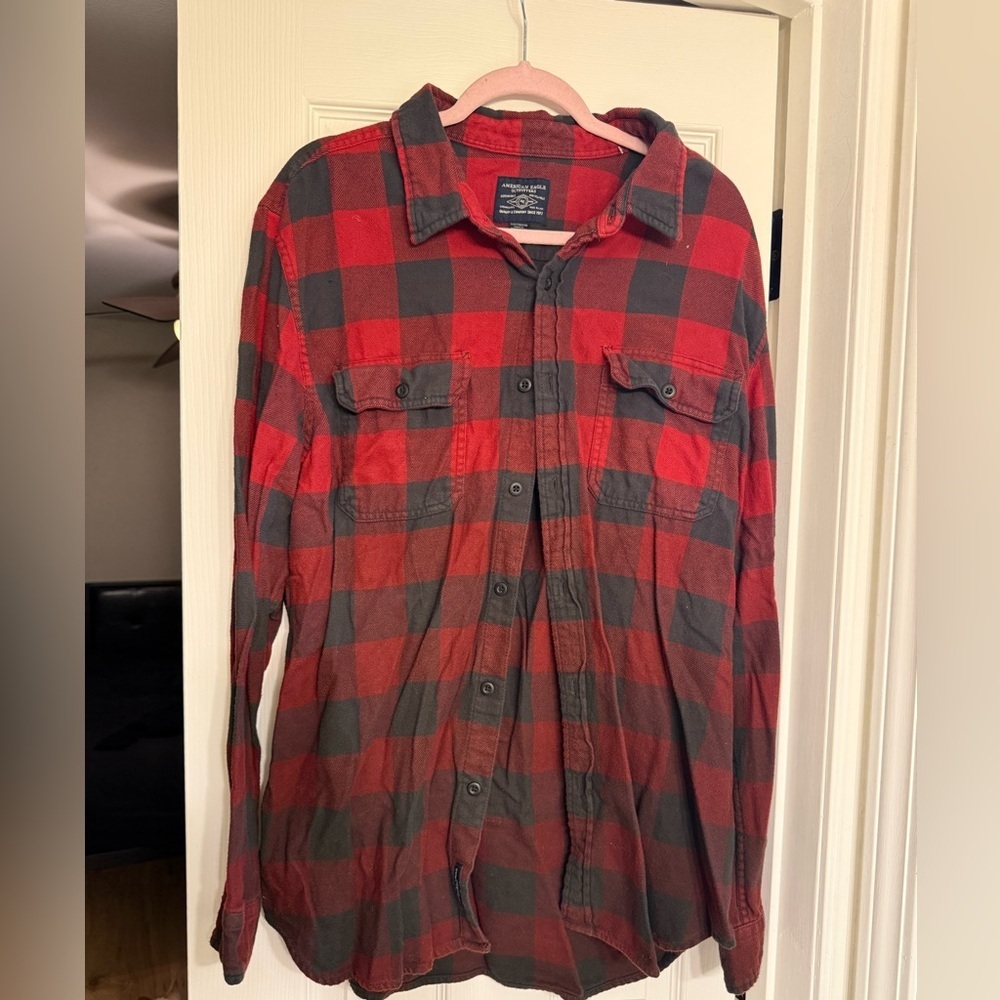 American Eagle Outfitters Red and Black Checkered Shirt XXL
